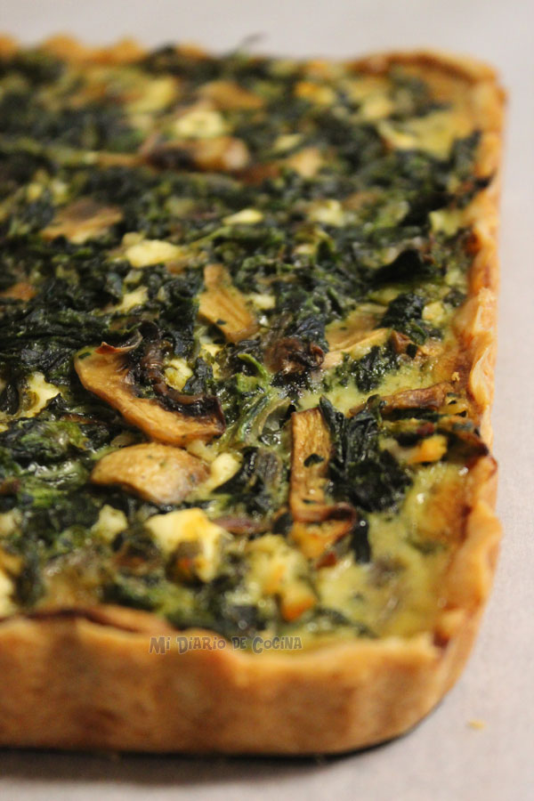 Spinach, mushrooms and cheese tart