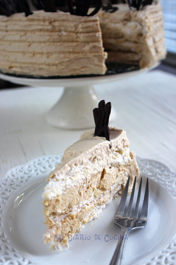 Torta-de-merengue-lucuma4