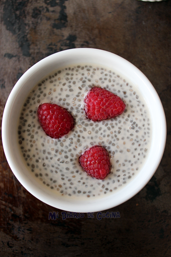 Vanilla and chia pudding