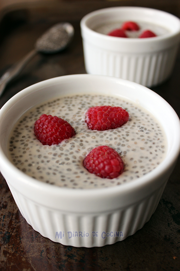 Vanilla and chia pudding