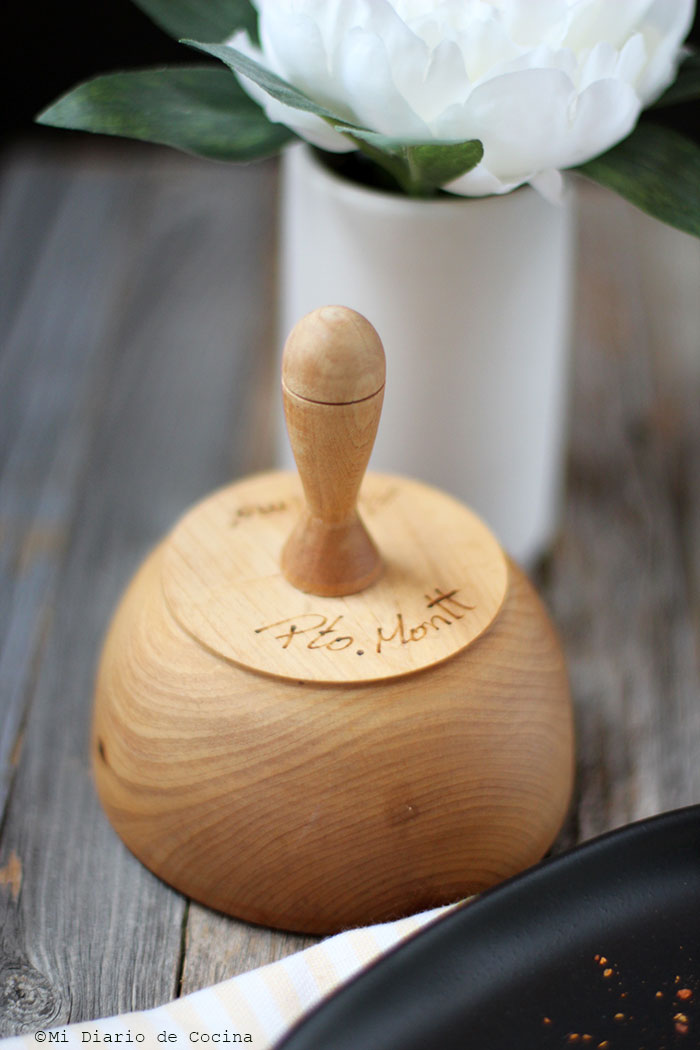 Wooden rice mold