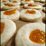 Scones with rosemary and apricot