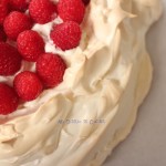 Pavlova con frambuesas