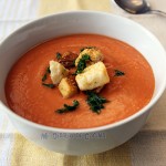 Crema de tomate, pimentón y zapallo italiano