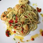 Pasta con camarones y ostiones