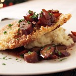 Breaded chicken, with carrots and rustic mashed-potatoes