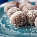 Bolitas proteicas de chocolate y almendras