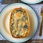 Zapallo spaguetti relleno con alcachofas y espinacas