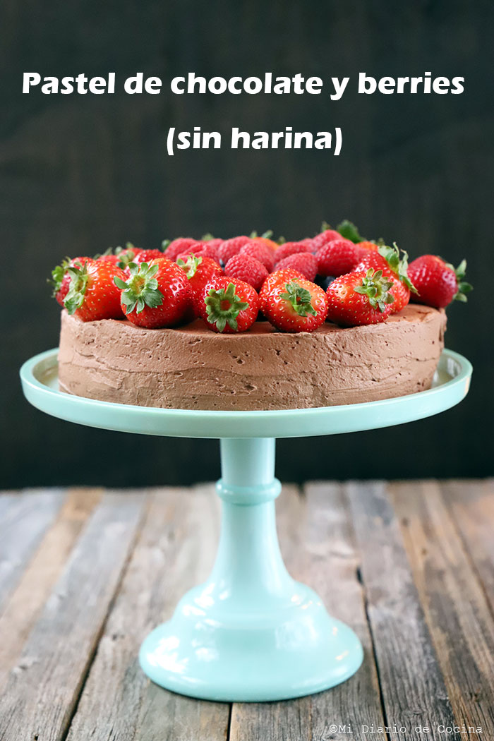 Torta de chocolate y berries