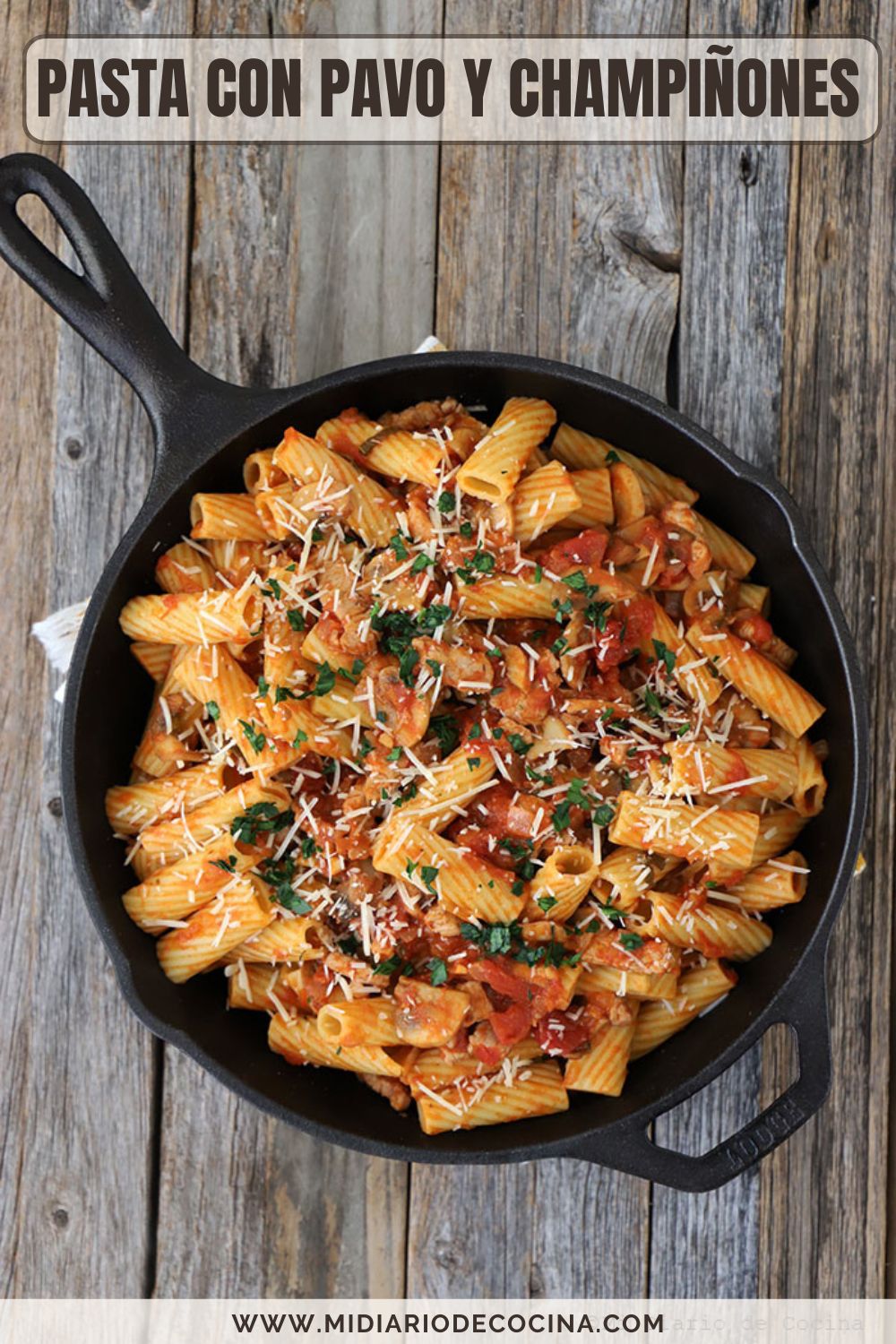 Pasta con pavo y champiñones Pasta con pavo y champiñones