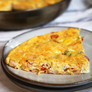 Tortilla de tomate y queso