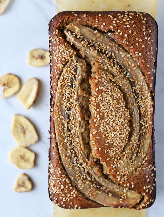 Queque de bananas, almendras y tahini