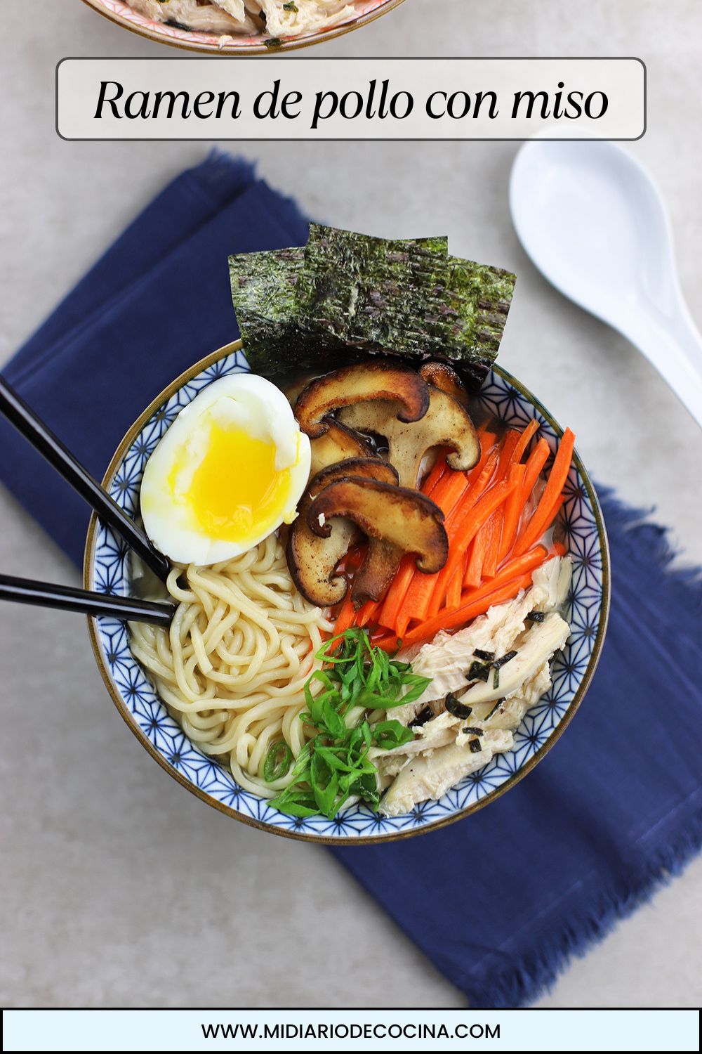 Ramen de pollo con miso Ramen de pollo con miso